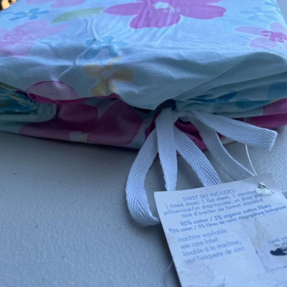 POTTERY BARN Hibiscus light Blue and Pink Floral Sheet Twin sheets Set Bedding